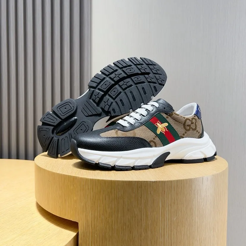 Factory P420💰[gucci] New original men's fashionable casual shoes, exclusive original mold opening, the upper is made of original fabric with first-layer cowhide, comfortable sheepskin lining, rubber combination, lightweight foaming, wear-resistant and non-slip outsole, comfortable to wear🎋Fine workmanship, worthy of wearing, comfortable to wear, impeccable quality and workmanship. Code number 38-44